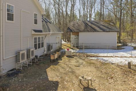 589 King Street Oxford ME 04270
