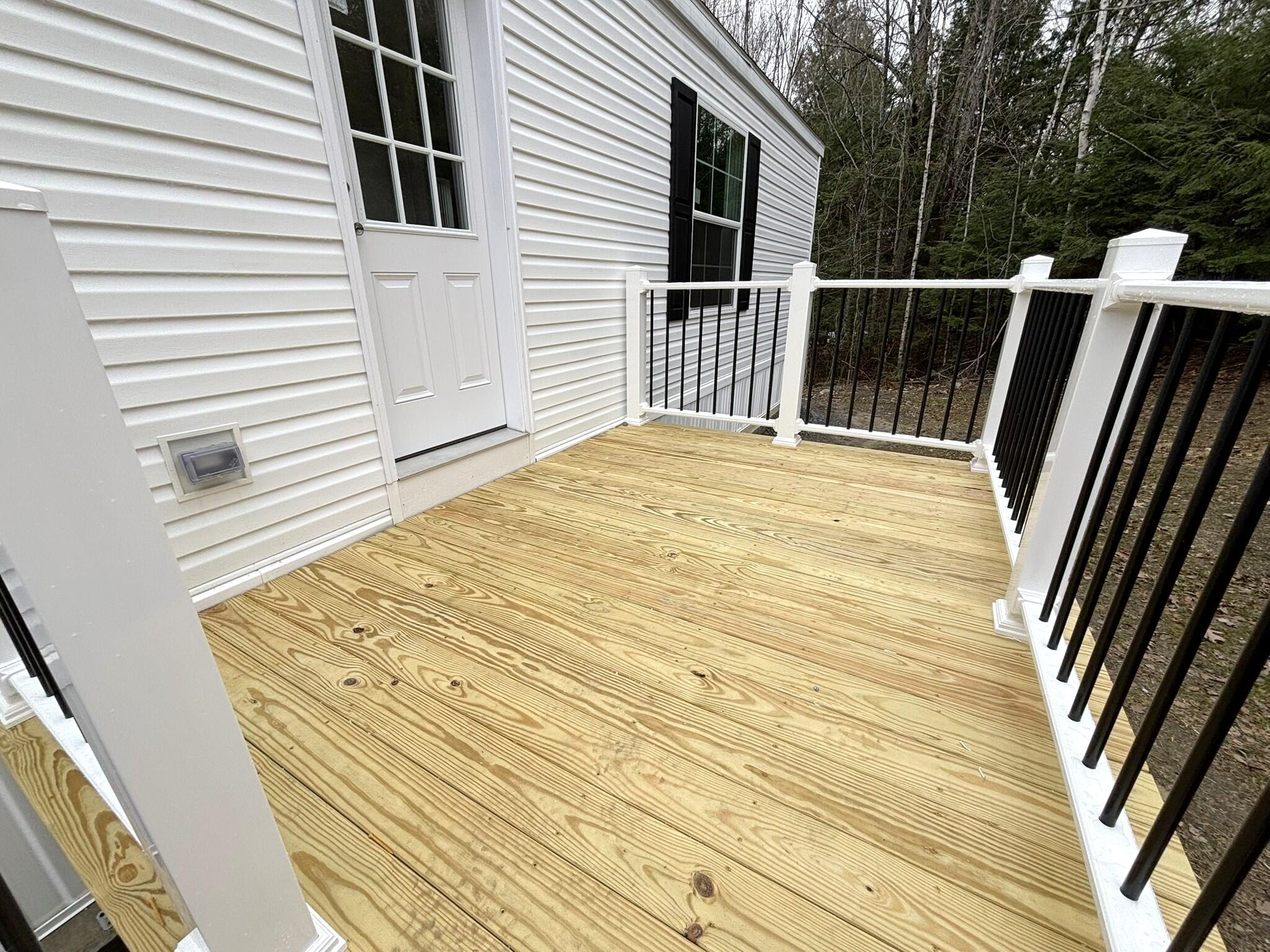 26 Round Stone Road Mount Vernon ME 04352