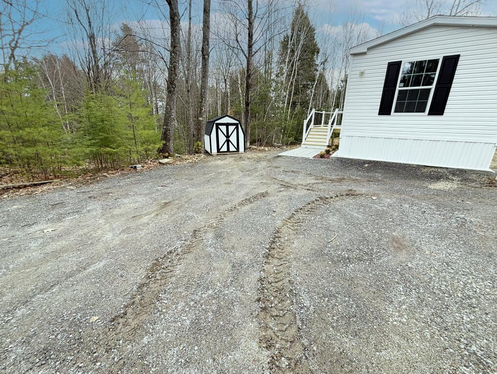 26 Round Stone Road Mount Vernon ME 04352