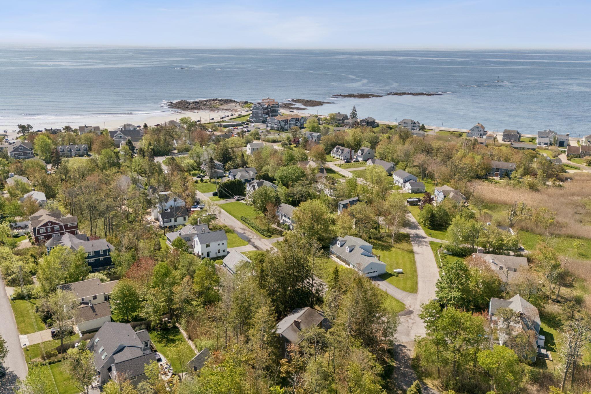 Kennebunk ME, 11 Evergreen Avenue