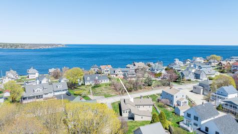 75 Broadway York ME 03909