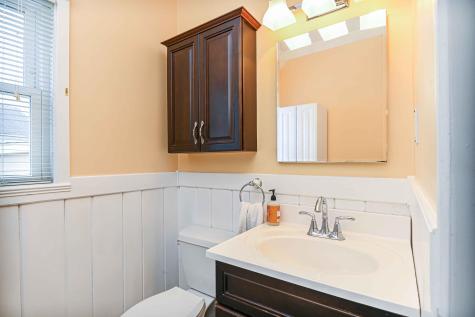 75 Broadway York ME 03909