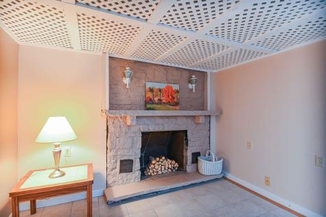 75 Broadway York ME 03909