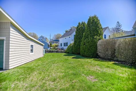 75 Broadway York ME 03909