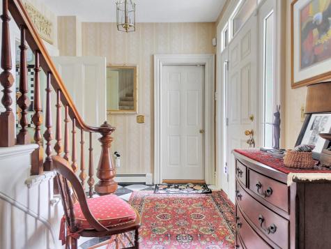 553 Main Street Wayne ME 04284