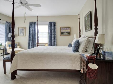553 Main Street Wayne ME 04284