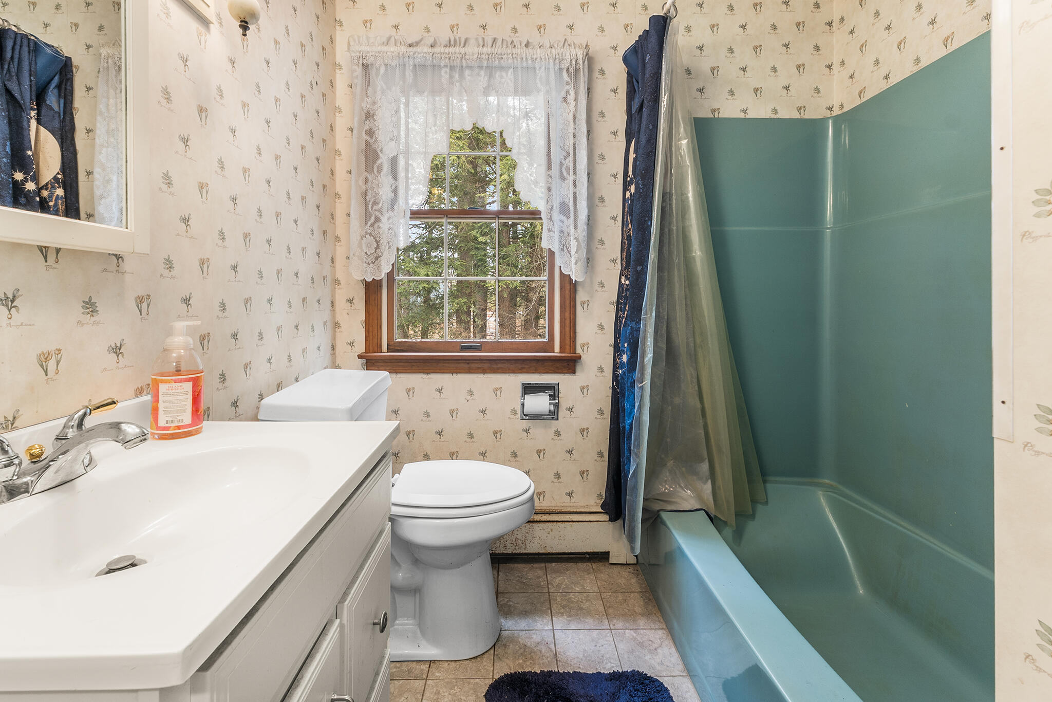 28 Hillview Avenue Limerick ME 04048