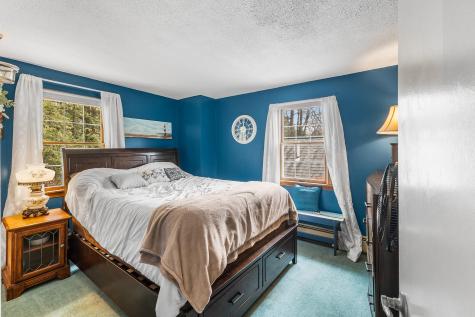 28 Hillview Avenue Limerick ME 04048