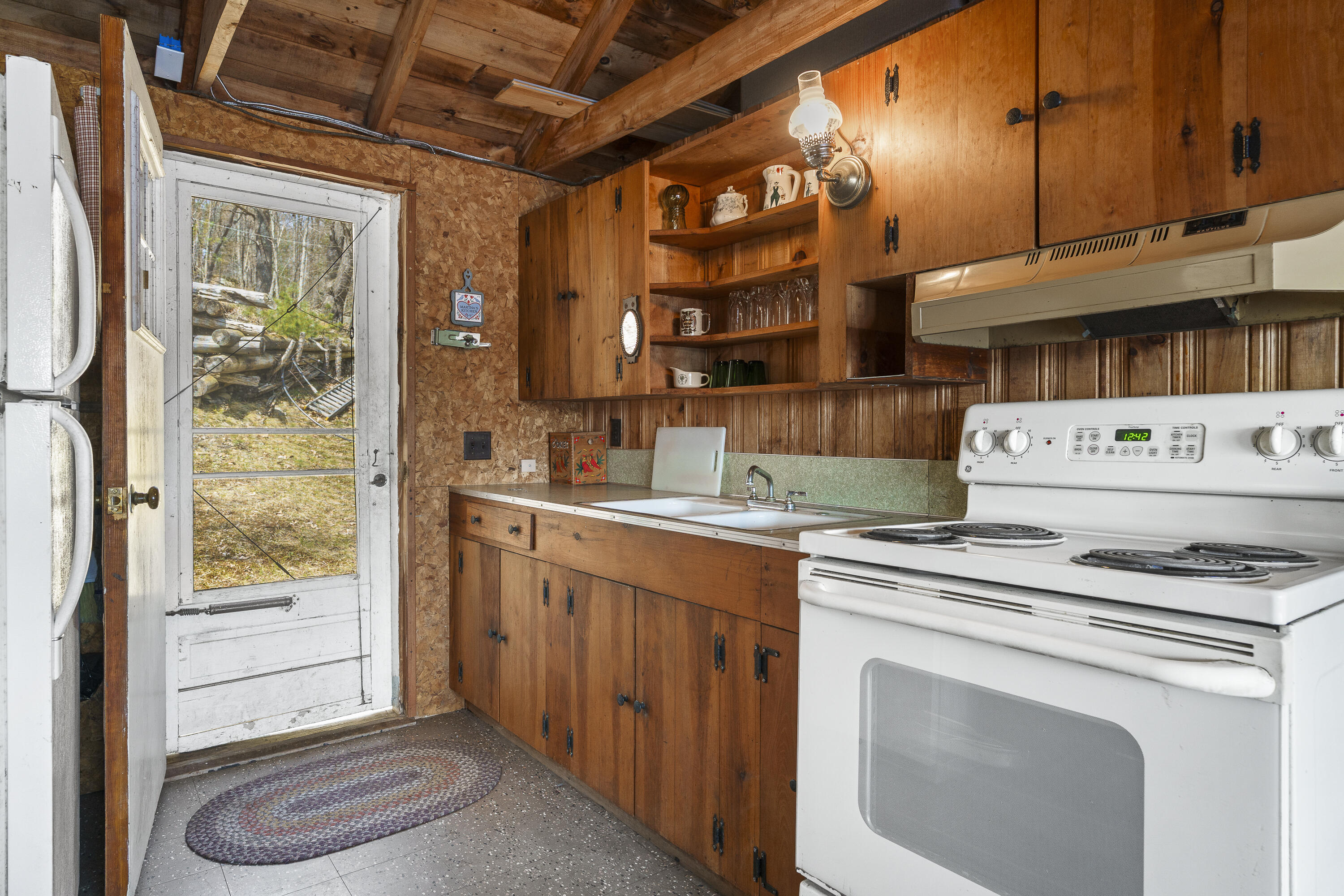 38 Beach Lane Damariscotta ME 04543