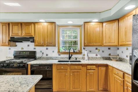 21 Heritage Lane Orland ME 04472