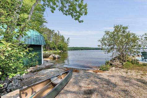21 Heritage Lane Orland ME 04472