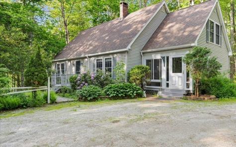 21 Heritage Lane Orland ME 04472