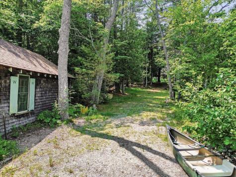 21 Heritage Lane Orland ME 04472