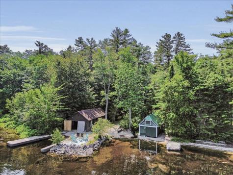 21 Heritage Lane Orland ME 04472