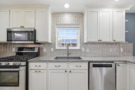 52 Plum Lane Belgrade ME 04917