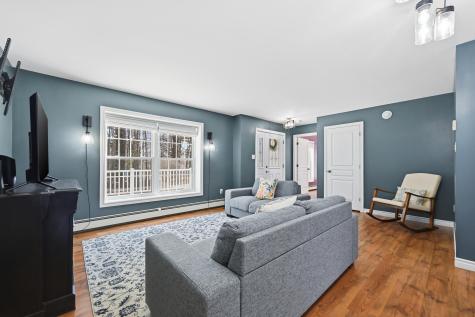 52 Plum Lane Belgrade ME 04917