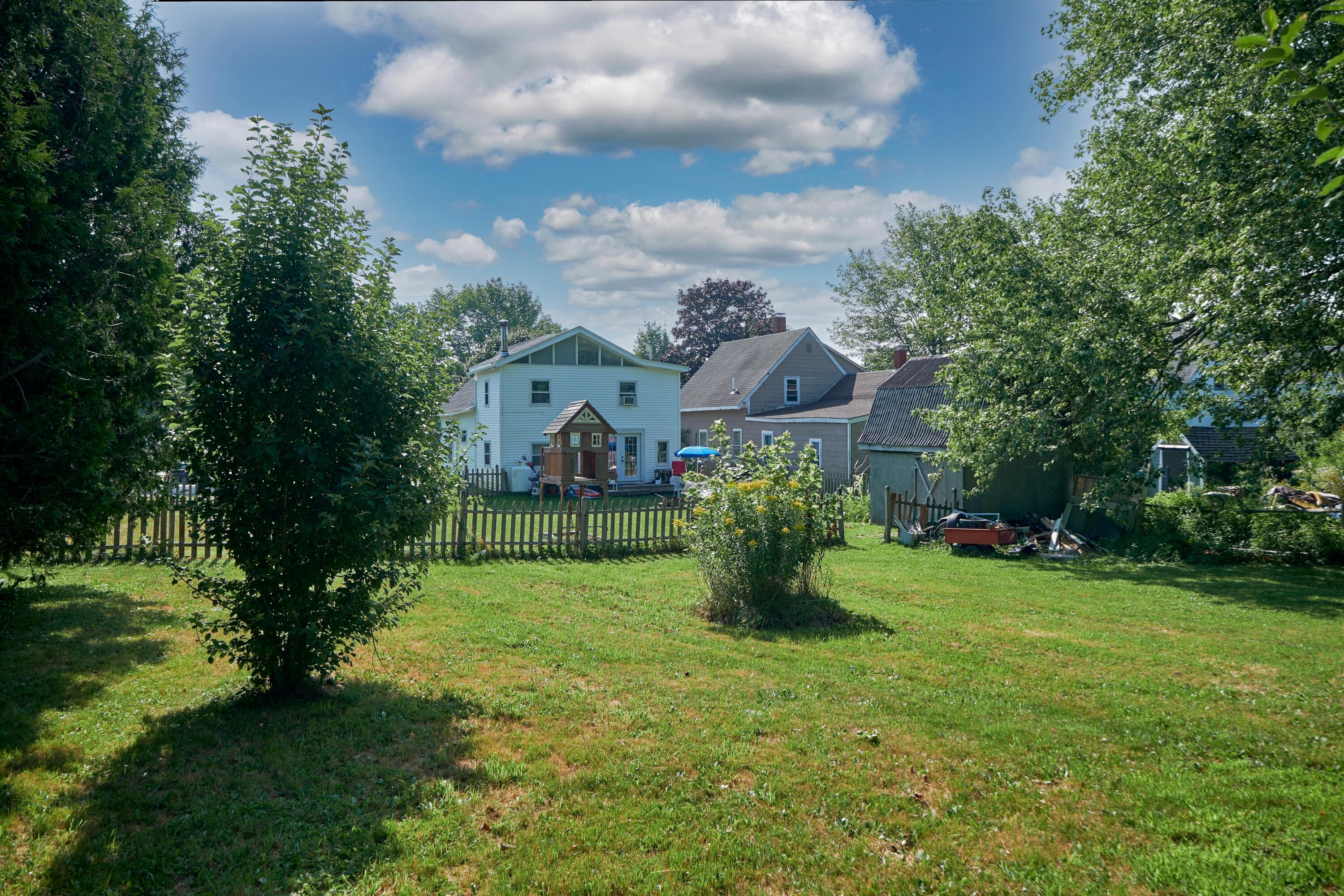 40 Beechwood Street Thomaston ME 04861