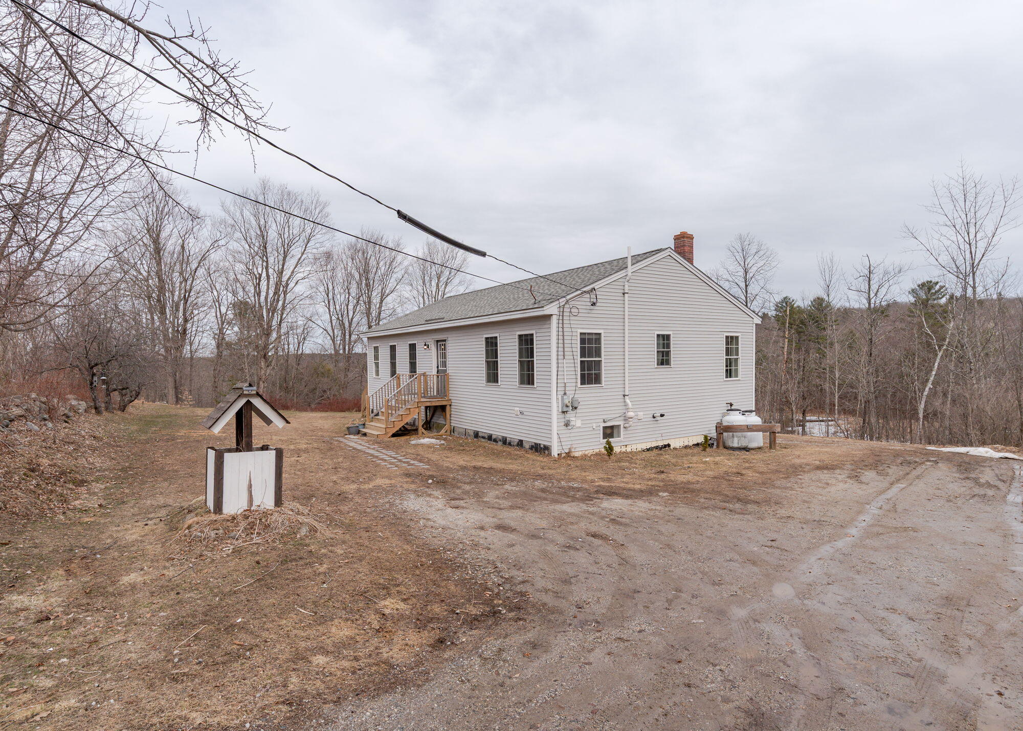 333 N Raymond Road Raymond ME 04071