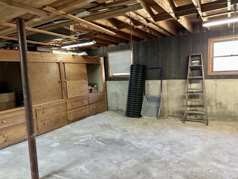 511 Whitefield Road Pittston ME 04345