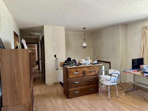 511 Whitefield Road Pittston ME 04345