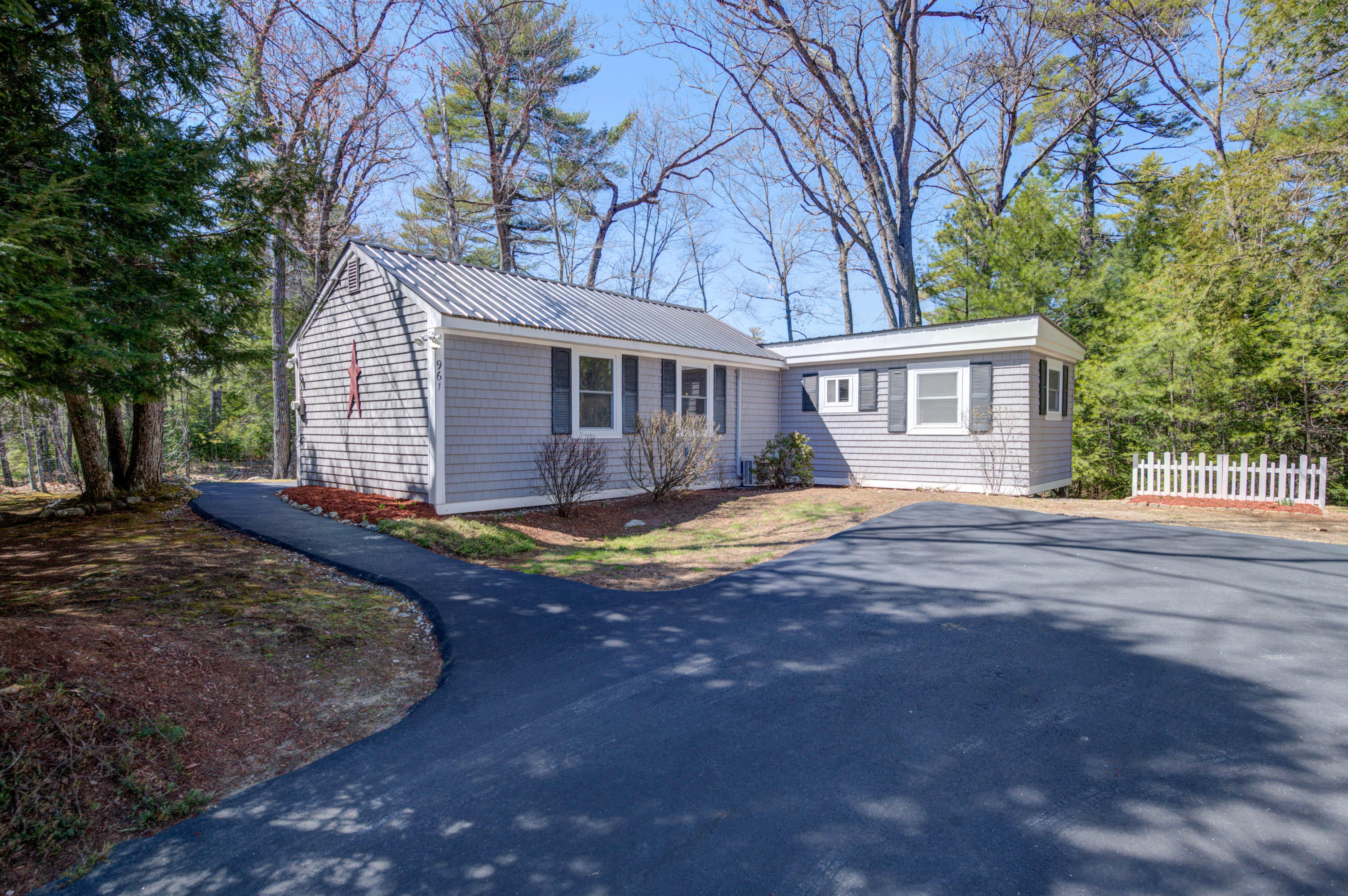 961 N High Street Bridgton ME 04009