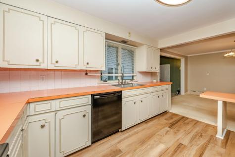 2 Oak Forest Street Sanford ME 04073