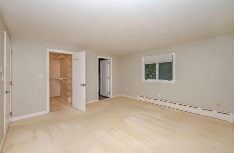 2 Oak Forest Street Sanford ME 04073