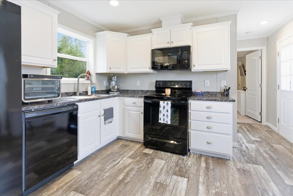 15 Blue Rock Road Monmouth ME 04259