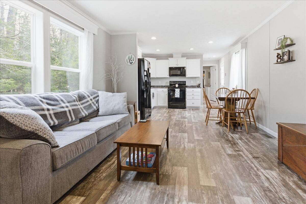 15 Blue Rock Road Monmouth ME 04259