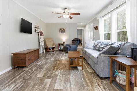 15 Blue Rock Road Monmouth ME 04259