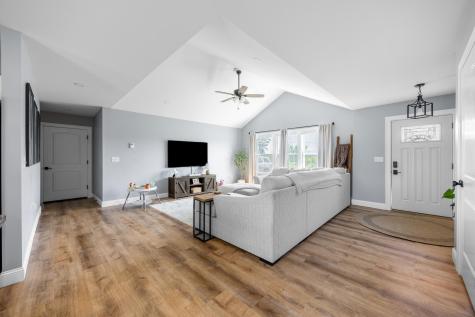 26 Knoll Crest Drive Bangor ME 04401