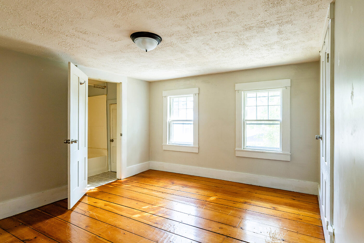 33 James Street Rockland ME 04841