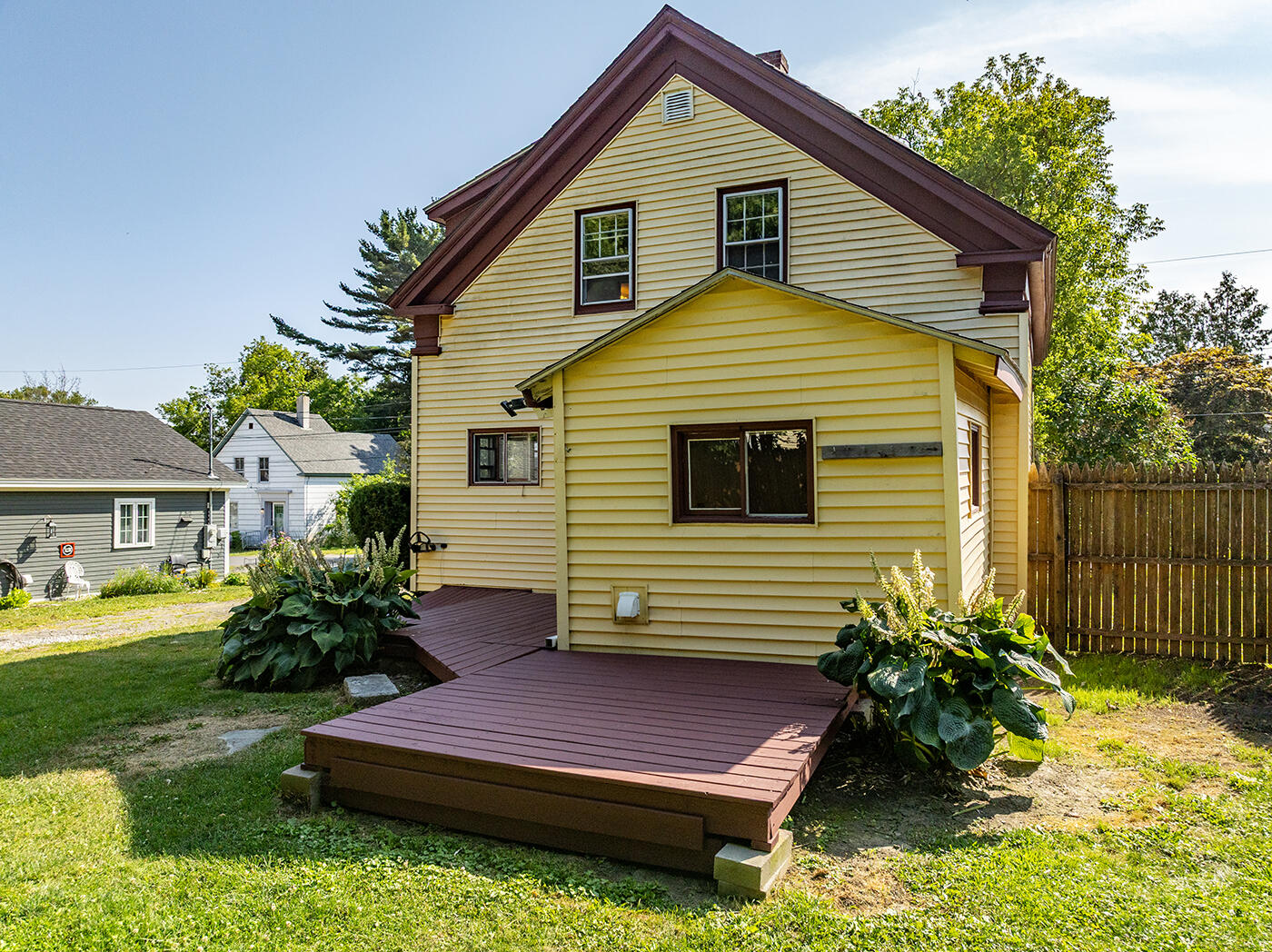 33 James Street Rockland ME 04841