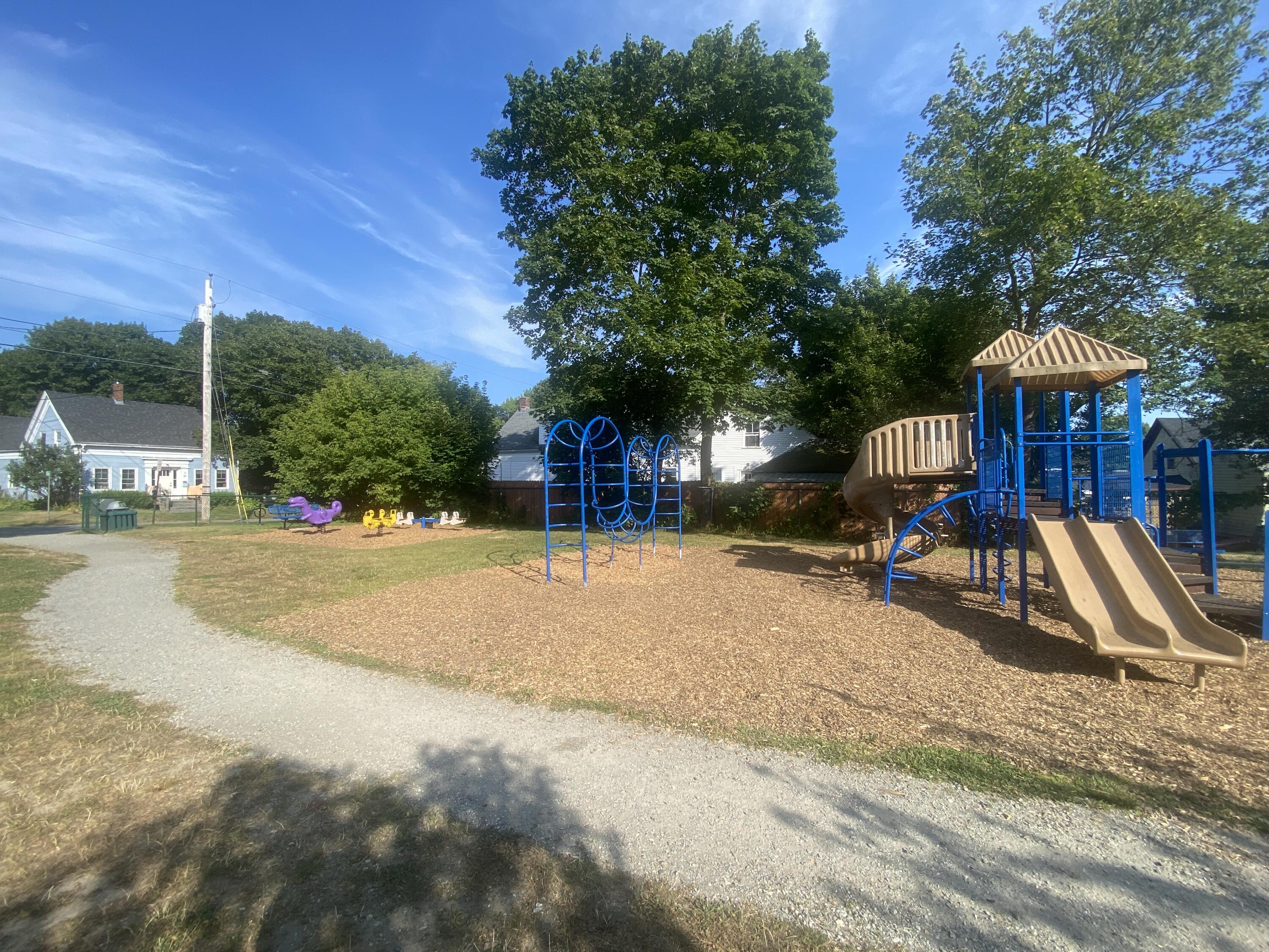 33 James Street Rockland ME 04841