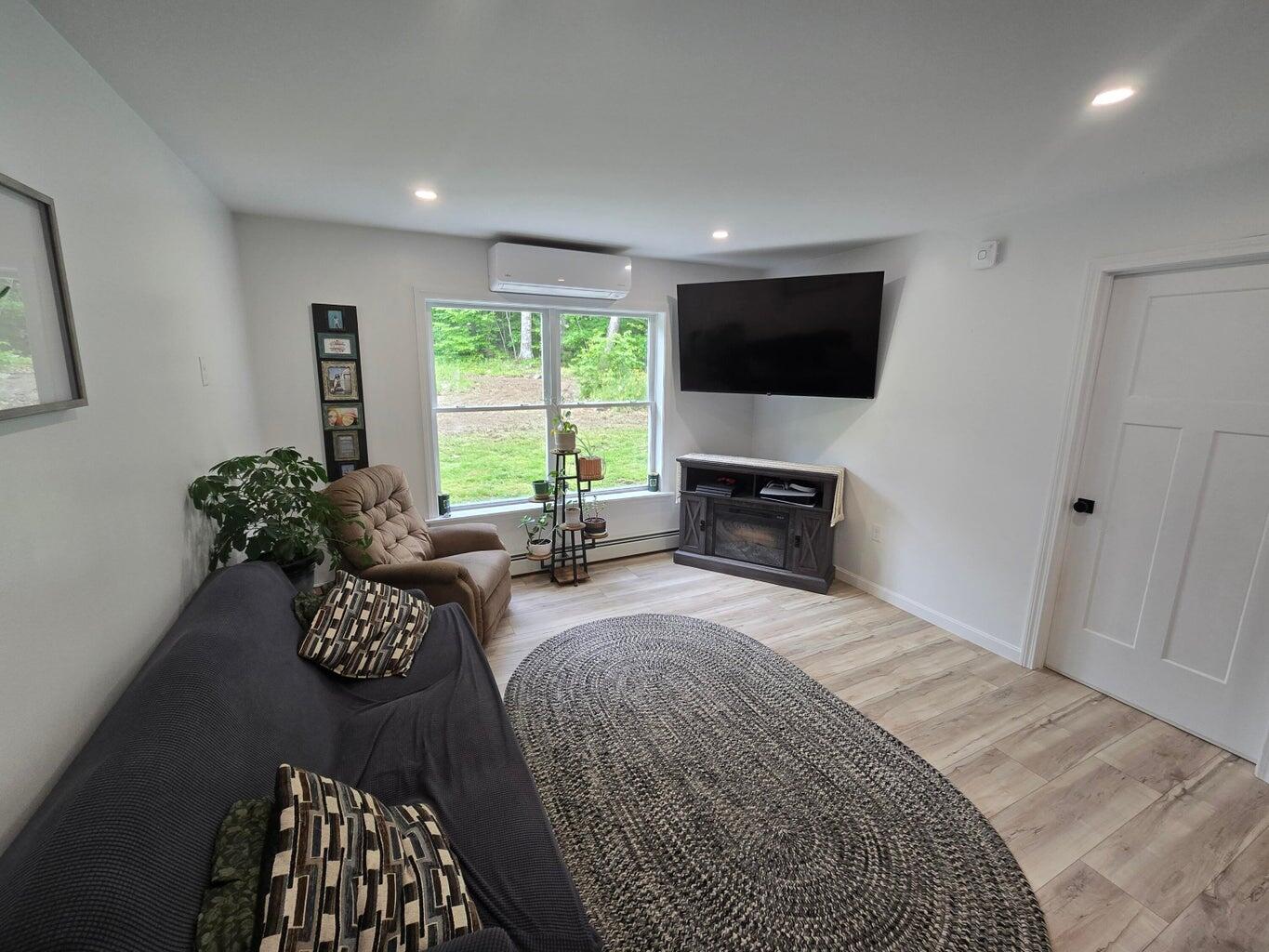 1083 North Road Newburgh ME 04444