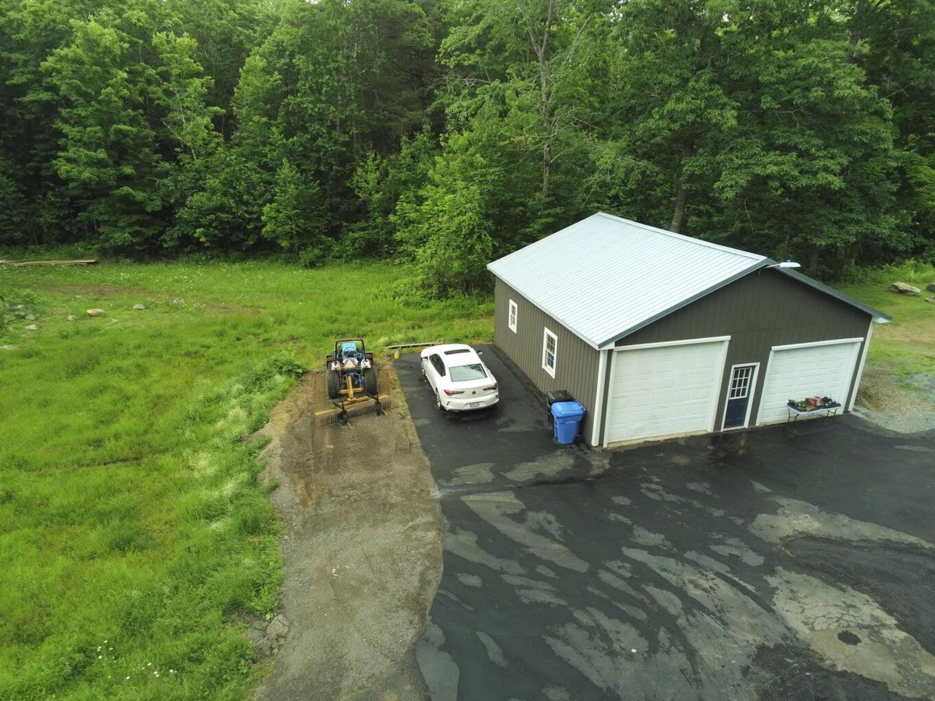 1083 North Road Newburgh ME 04444