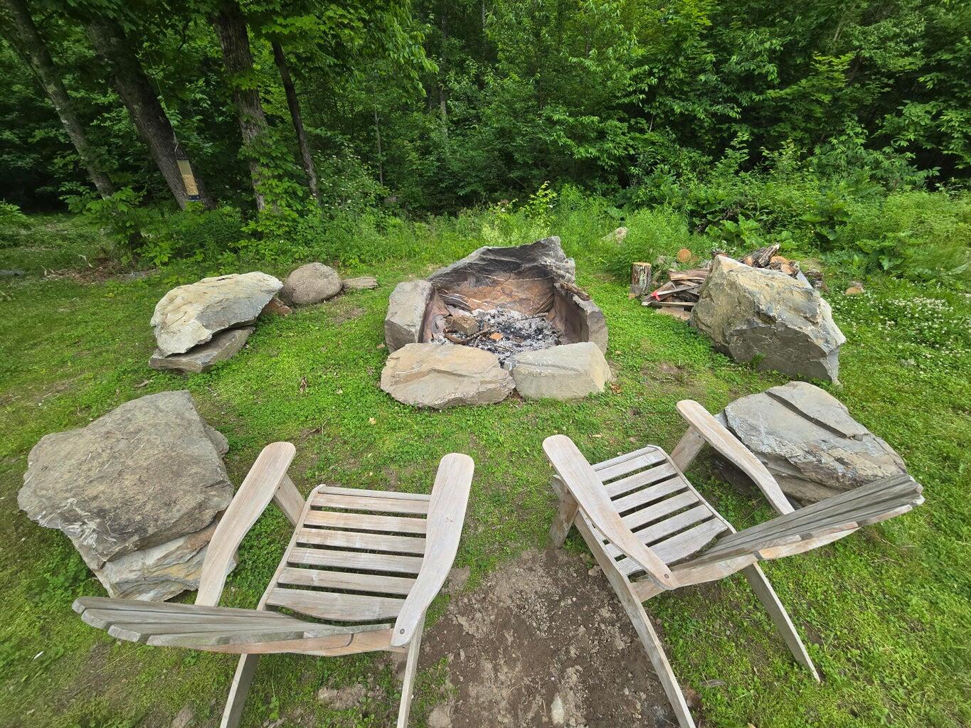 1083 North Road Newburgh ME 04444