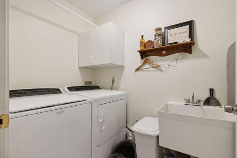 8 Infiniti Way Auburn ME 04210