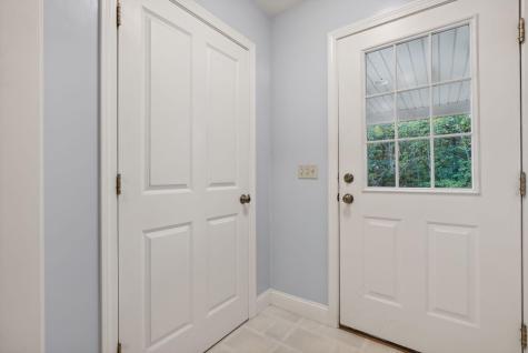 8 Infiniti Way Auburn ME 04210