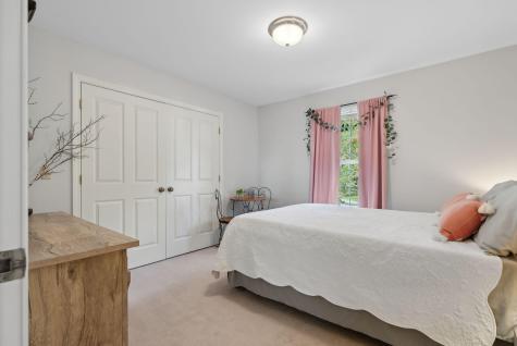 8 Infiniti Way Auburn ME 04210