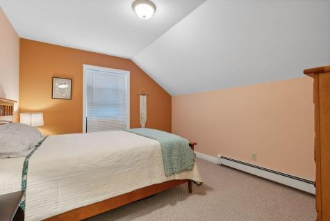 8 Infiniti Way Auburn ME 04210