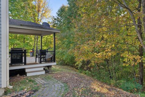 8 Infiniti Way Auburn ME 04210