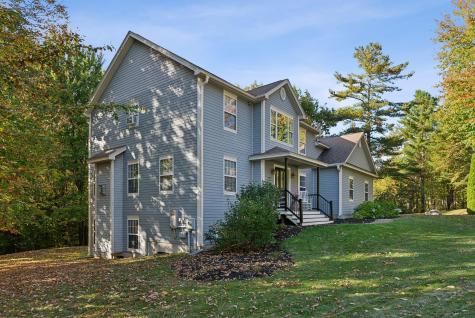 8 Infiniti Way Auburn ME 04210