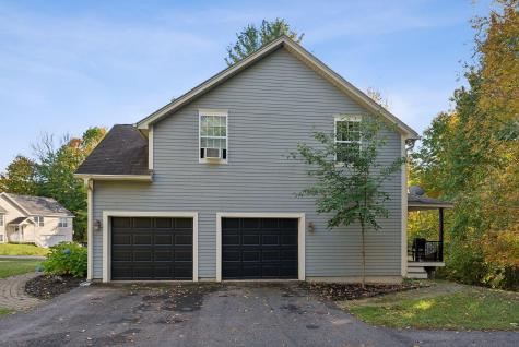 8 Infiniti Way Auburn ME 04210