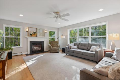 8 Infiniti Way Auburn ME 04210