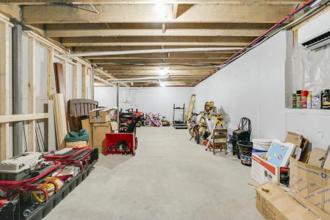 2 Warren Road Monmouth ME 04259