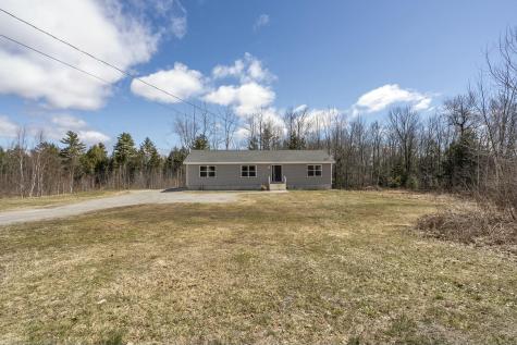 2 Warren Road Monmouth ME 04259