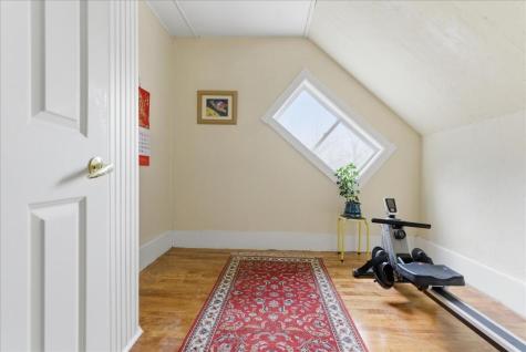 11 Elmwood Road Auburn ME 04210