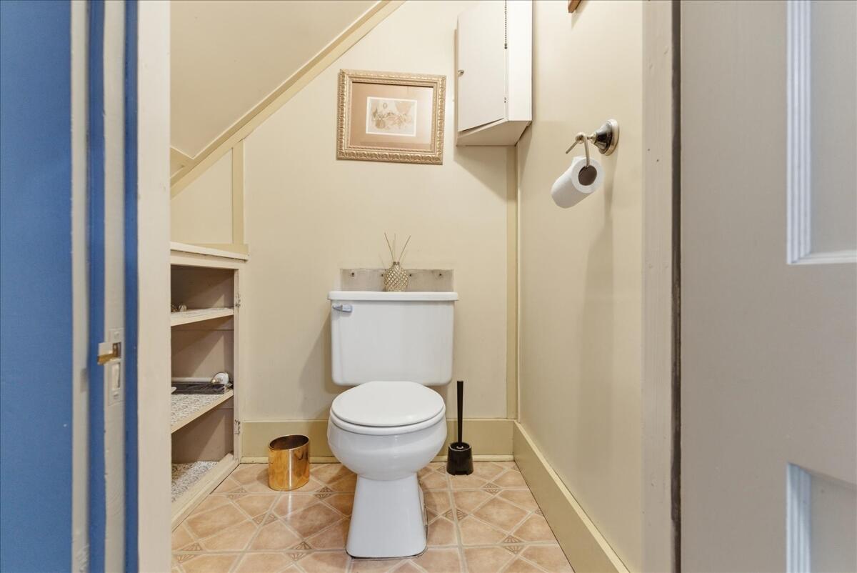 11 Elmwood Road Auburn ME 04210