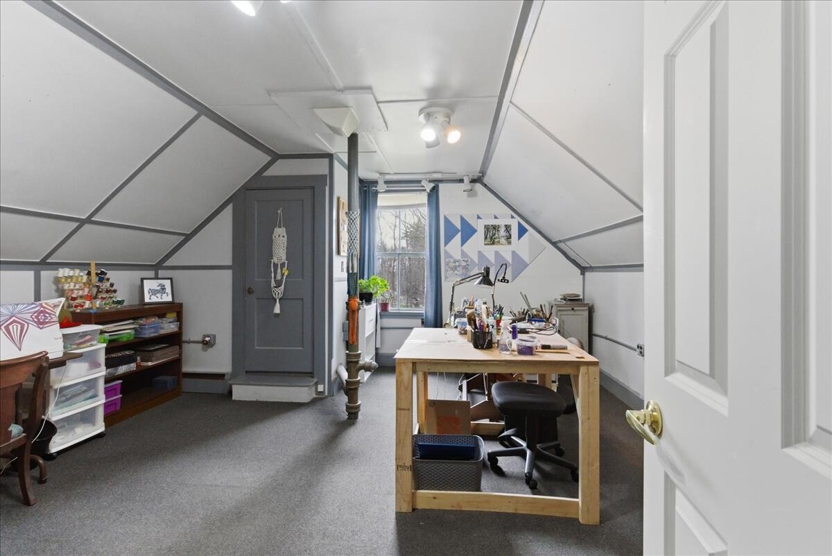 11 Elmwood Road Auburn ME 04210